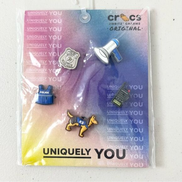 NWT Crocs Jibbetz Charms Police Theme K9 Cop Tiny Police 5 Pack - Picture 2 of 5